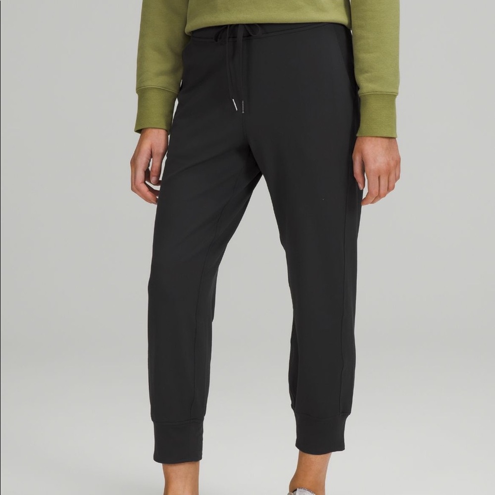 Ready to Rulu high-rise cropped jogger